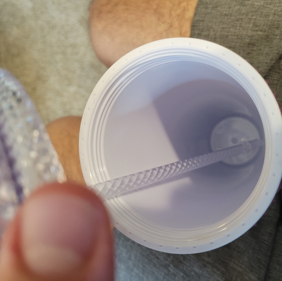 New Starbucks 2020 Pride Tumbler - Picture 3 of 6